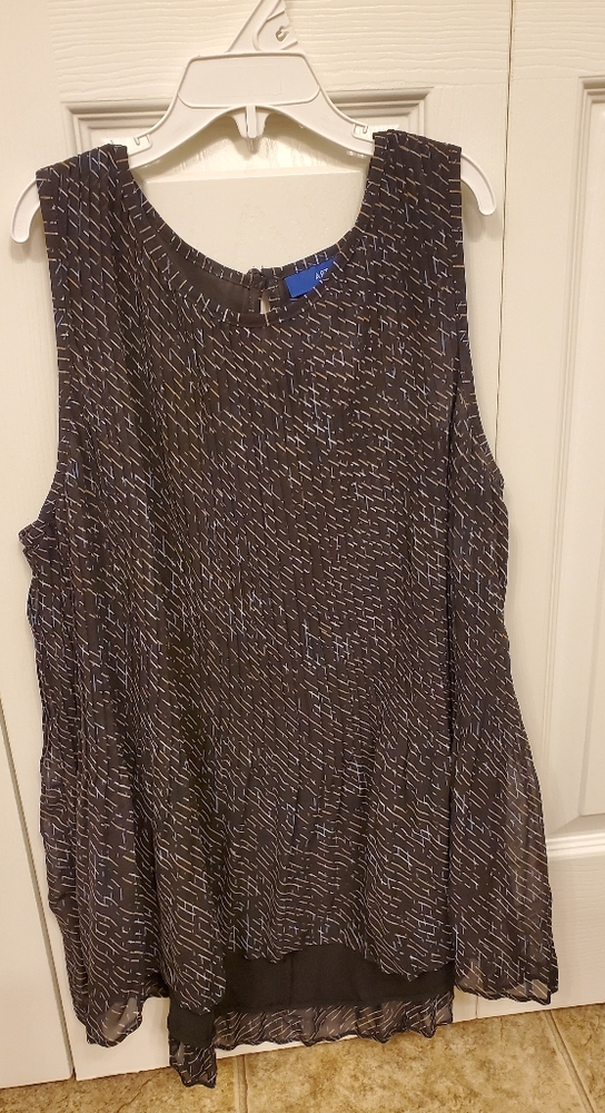 Apt 9 womens tank new